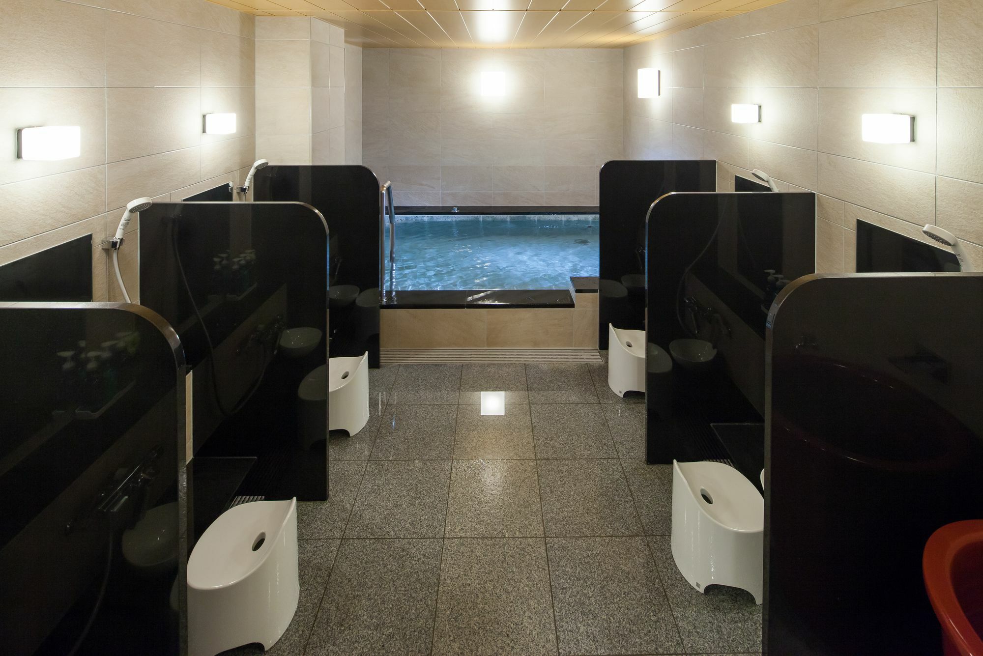 Y'S Cabin Osaka Namba Luaran gambar