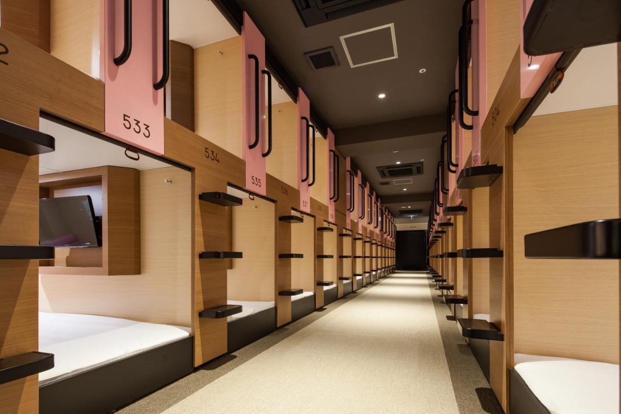 Y'S Cabin Osaka Namba Luaran gambar